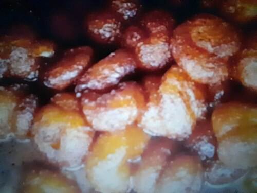 Chhena jhili in syrup